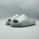 Yeezy Slide 'Salt'
