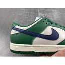 Dunk Low 'Gorge Green'