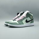 Air Jordan 1 Mid SE 'Dutch Green'