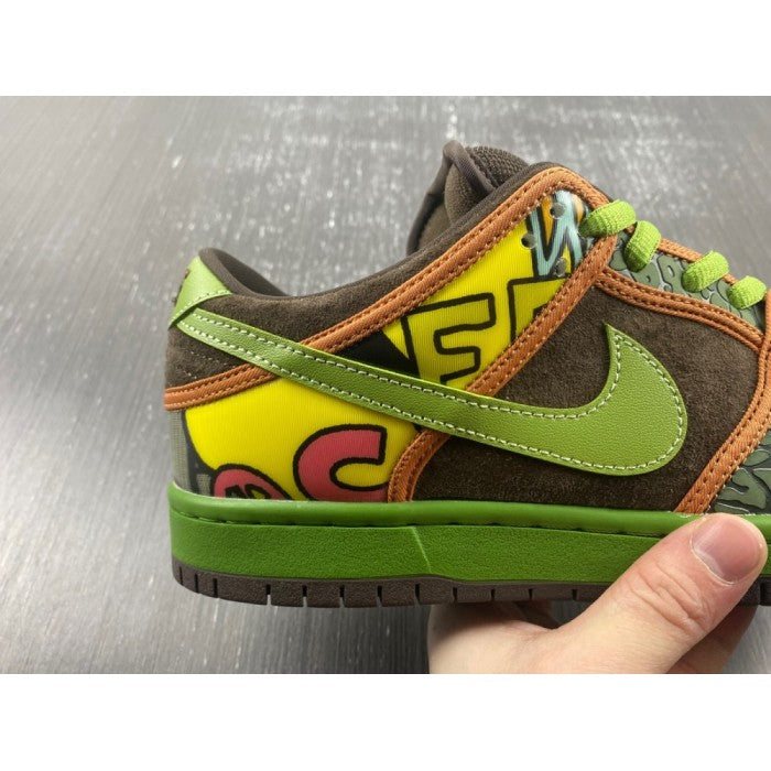 SB Dunk Low 'De La Soul'