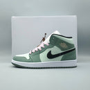 Air Jordan 1 Mid SE 'Dutch Green'