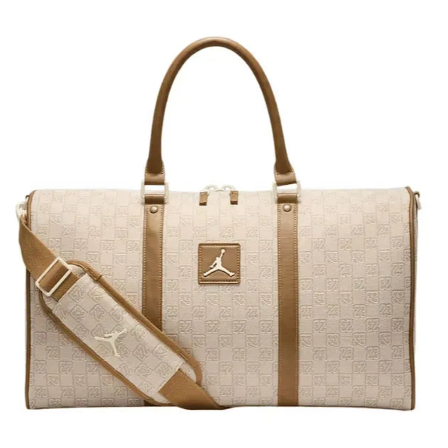 Bolsa Air Jordan Monogram Duffle Bag Coconut Milk