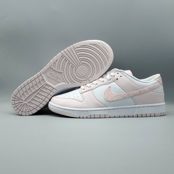 Dunk Low 'Pink Paisley'