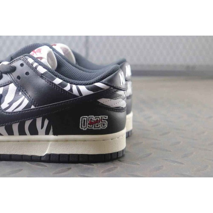 Quartersnacks x Dunk Low SB 'Little Debbie’s Zebra Cakes'