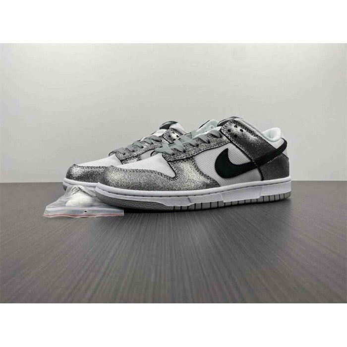 Dunk Low 'Golden Gals'