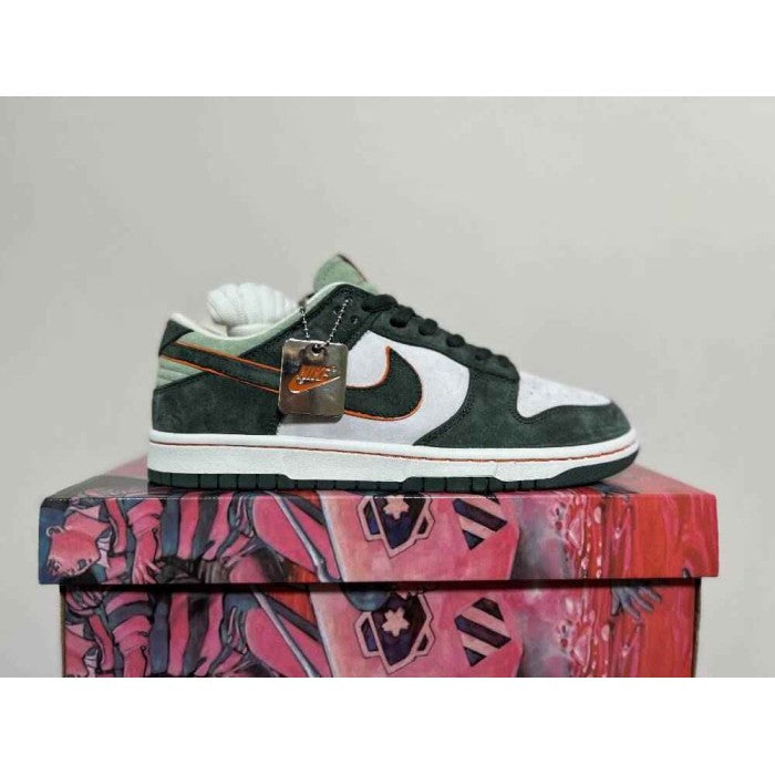 Otomo Katsuhiro x Nike SB Dunk Low 'Steamboy OST Green Orange'