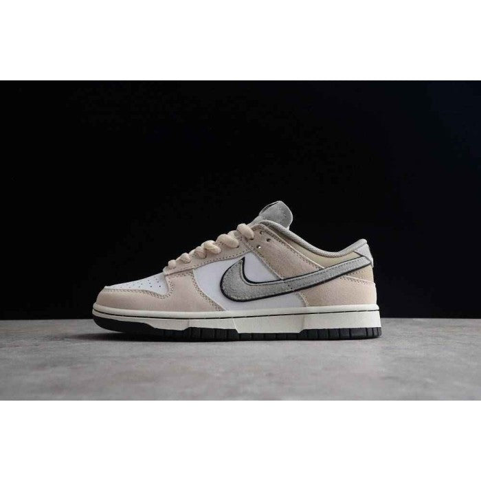 Otomo Katsuhiro x Nike SB Dunk Low 'Steamboy OST White Black'