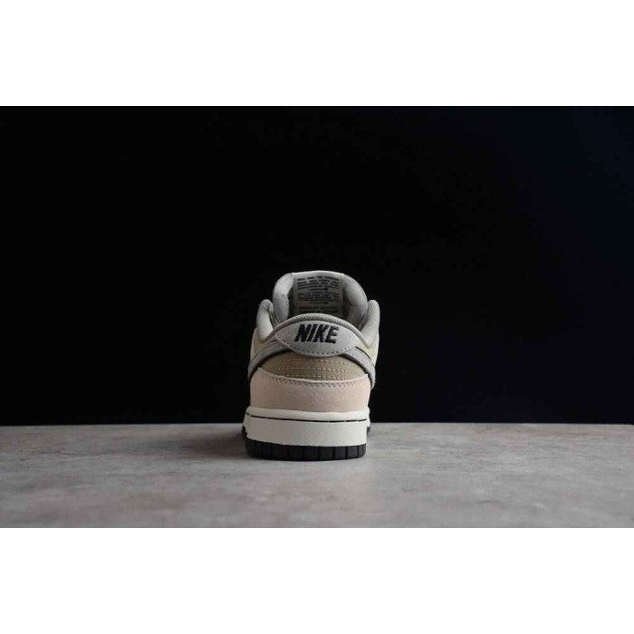 Otomo Katsuhiro x Nike SB Dunk Low 'Steamboy OST White Black'