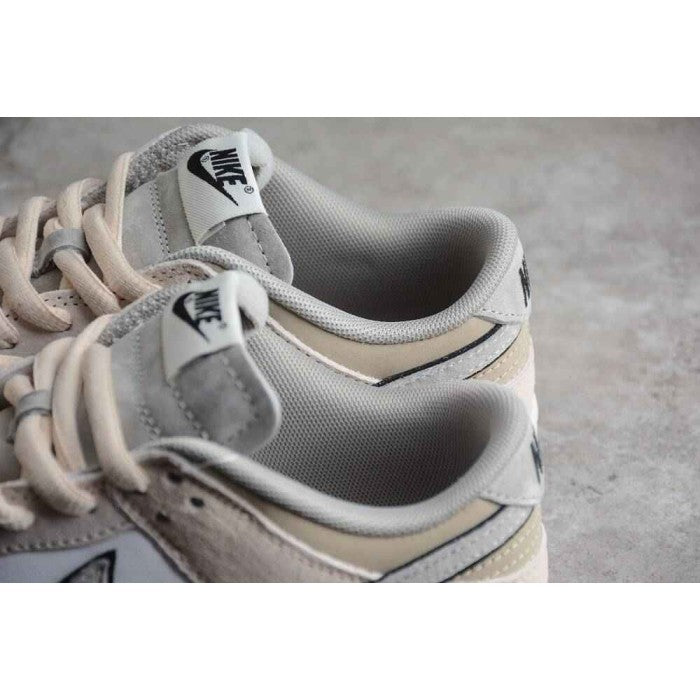 Otomo Katsuhiro x Nike SB Dunk Low 'Steamboy OST White Black'