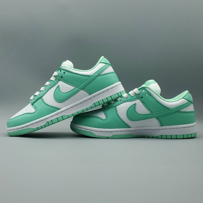 Dunk Low 'Green Glow'