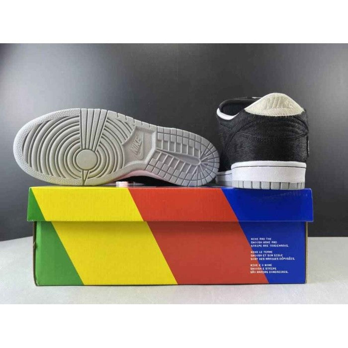 Medicom Toy x Dunk Low SB 'BE@RBRICK'