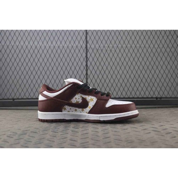 Supreme x Dunk Low OG SB QS 'Barkroot Brown'
