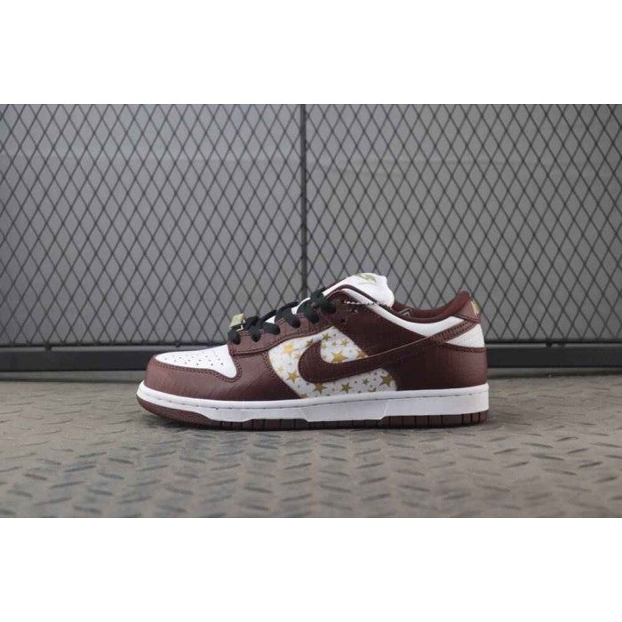 Supreme x Dunk Low OG SB QS 'Barkroot Brown'