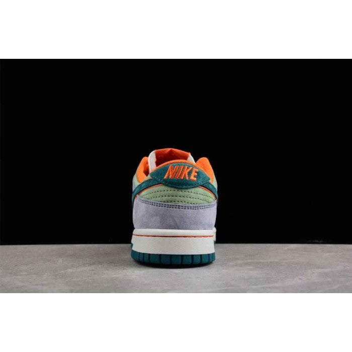 Otomo Katsuhiro x Nike SB Dunk Low 'Steamboy OST Orange Green'