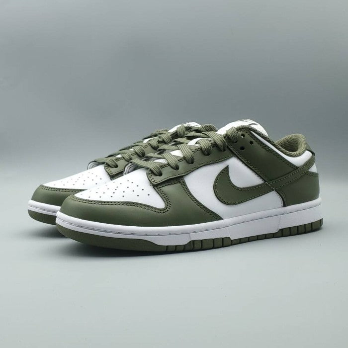 Dunk Low 'Medium Olive'