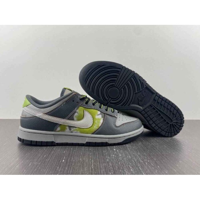 HUF x Dunk Low SB 'Wait, What!?' Friends & Family