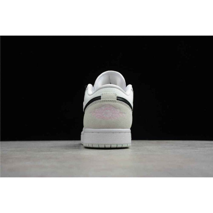 Air Jordan 1 Low SE 'Barely Green'