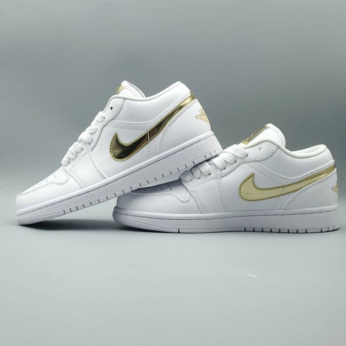 Air Jordan 1 Retro Low 'White Metallic Gold'