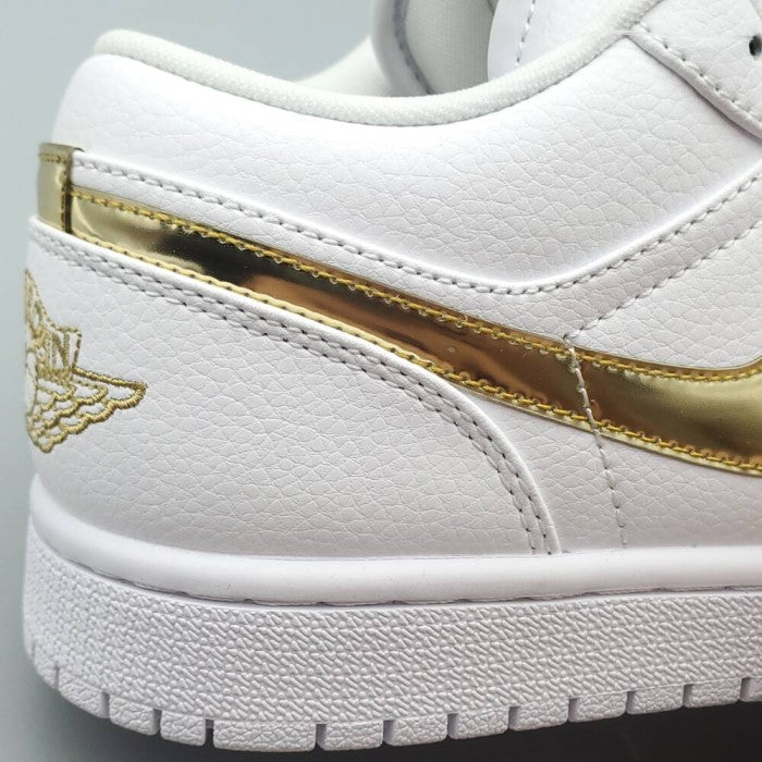 Air Jordan 1 Retro Low 'White Metallic Gold'