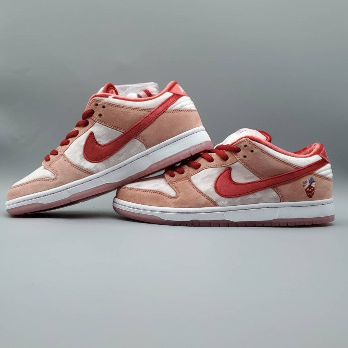 StrangeLove x Dunk Low SB 'Valentine's Day'
