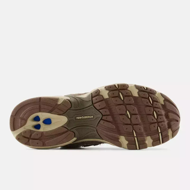 New Balance 530 Linen Rich Oak