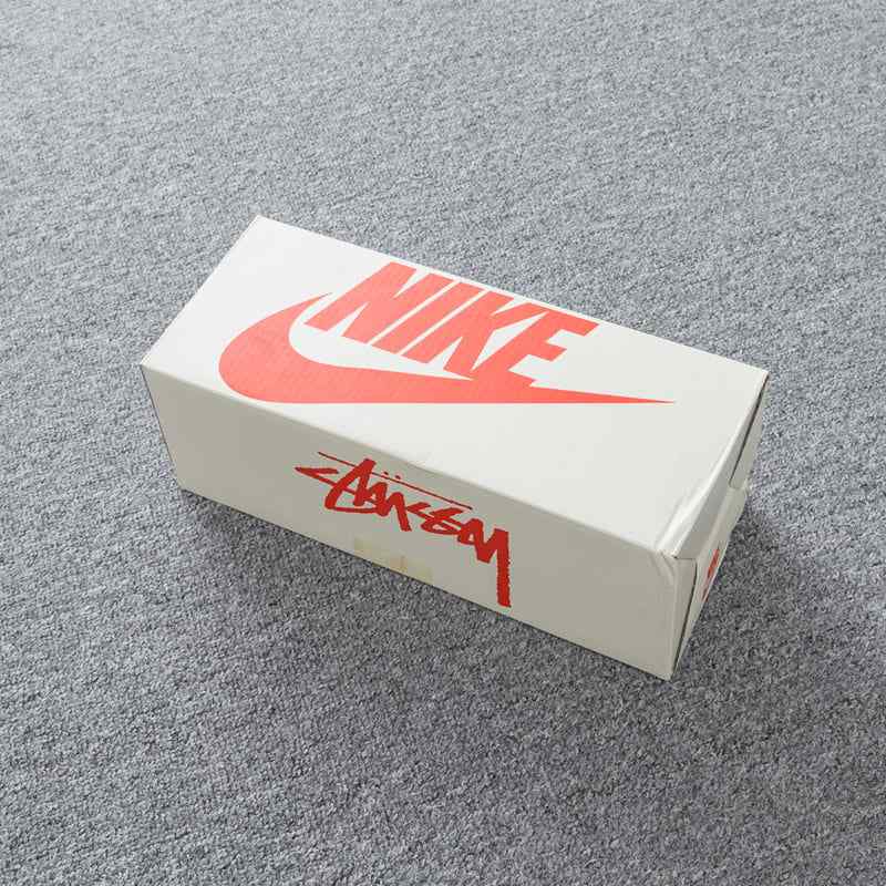 Stussy x Nike Benassi Slide