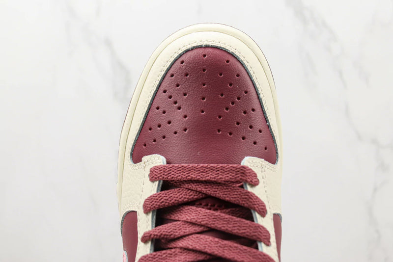 Dunk Low Valentine's Day