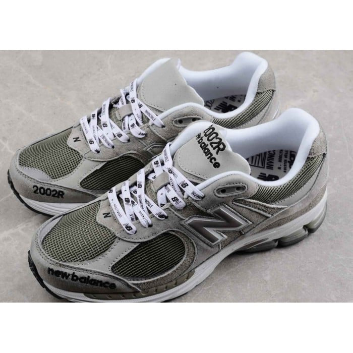 New Balance INVINCIBLE x N.HOOLYWOOD x 2002R 'Grey'