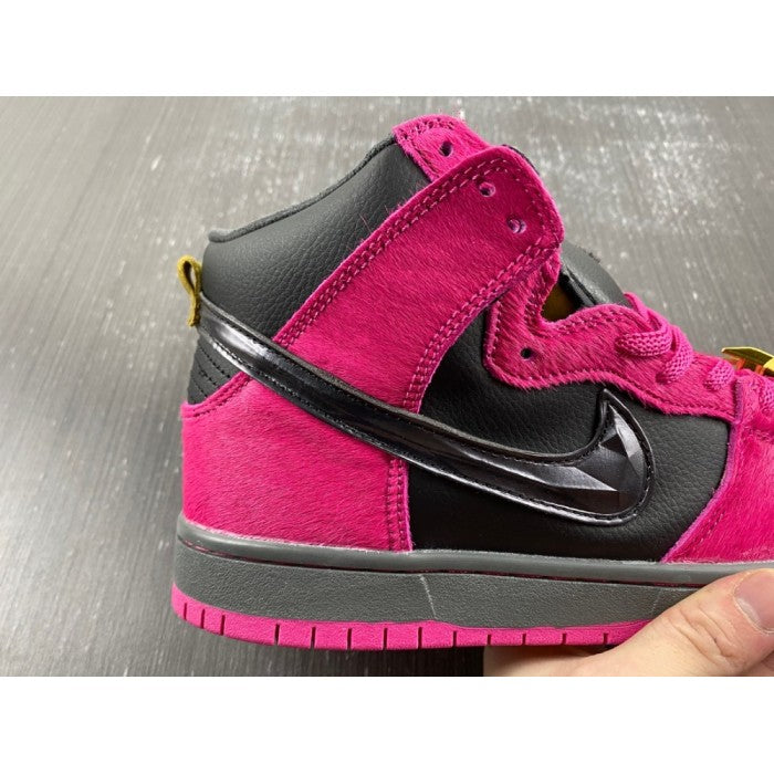 Run The Jewels x Dunk High SB