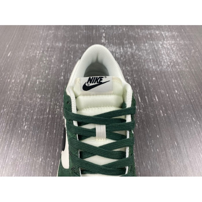 Dunk Low 'Green Snake'