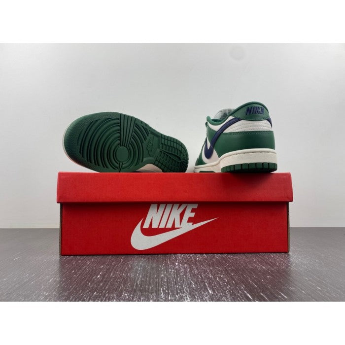 Dunk Low 'Gorge Green'