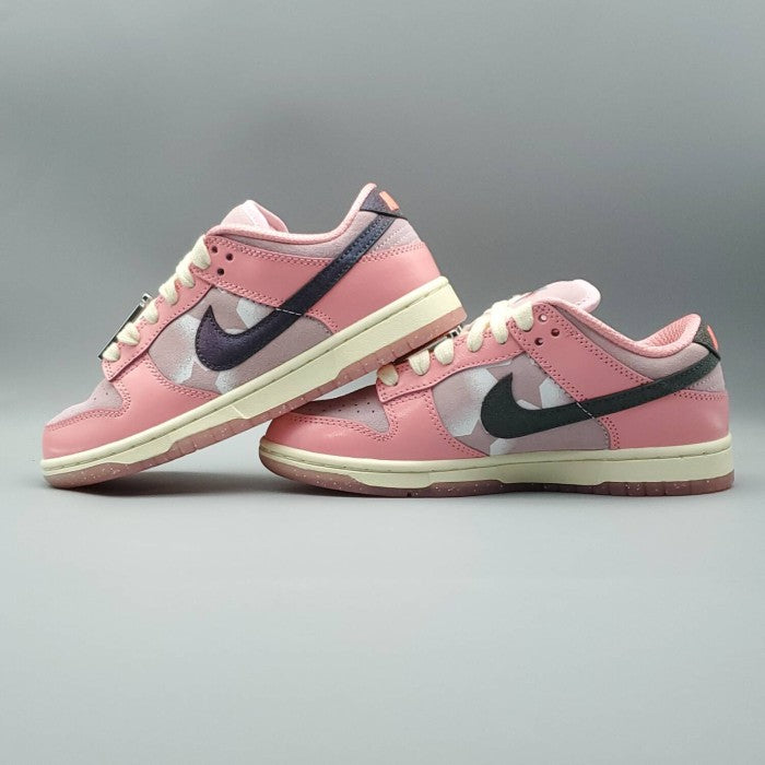 Dunk Low LX 'Barbie'