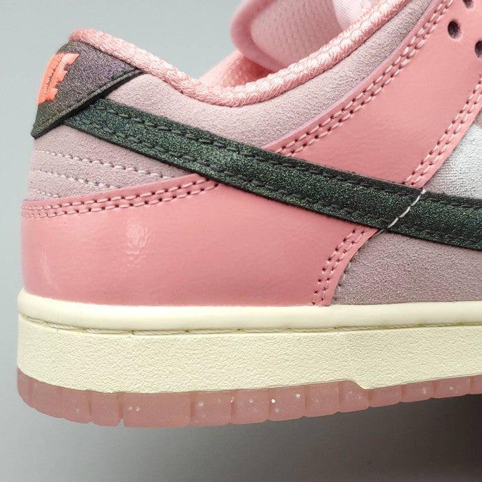 Dunk Low LX 'Barbie'